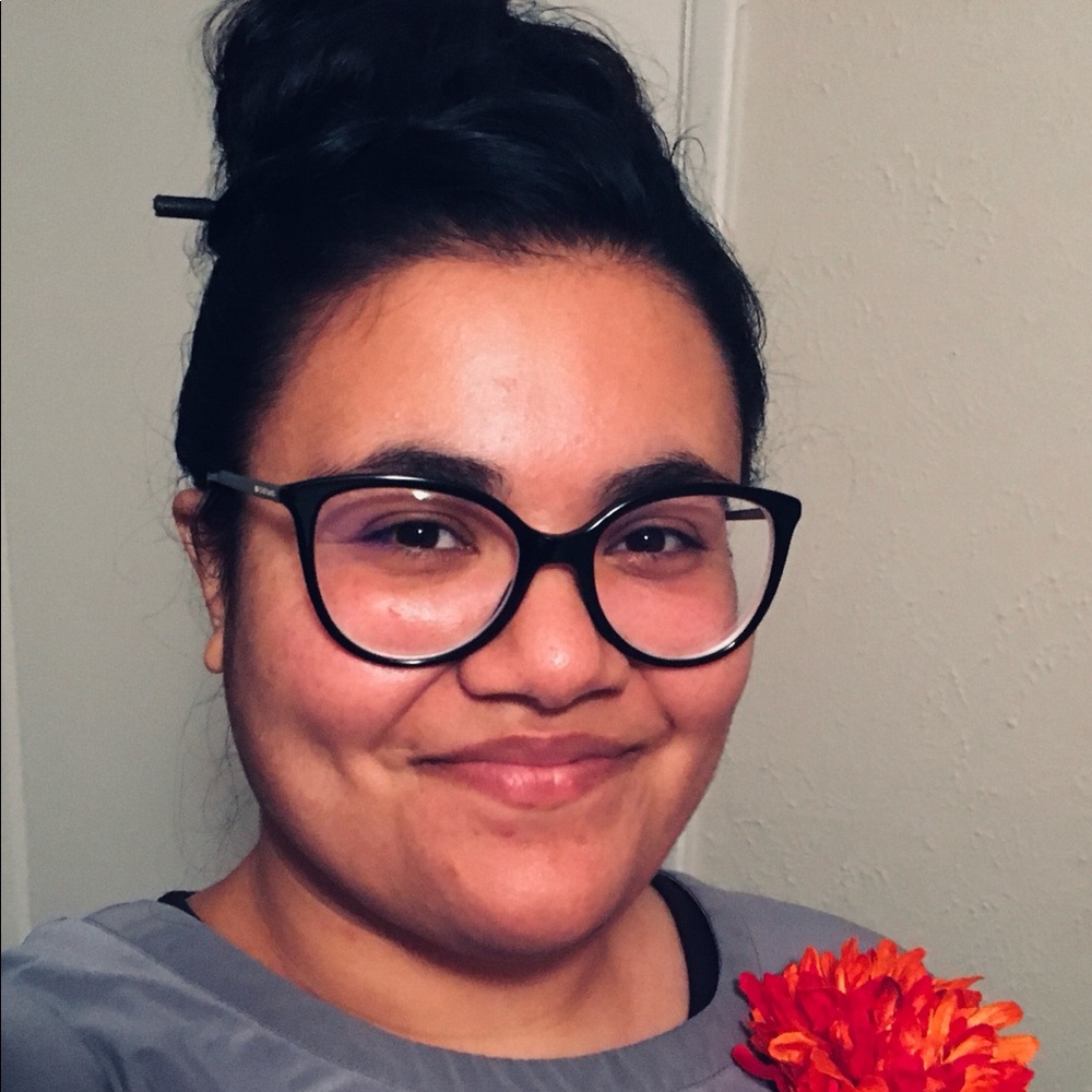 Meet your Posher, Sara